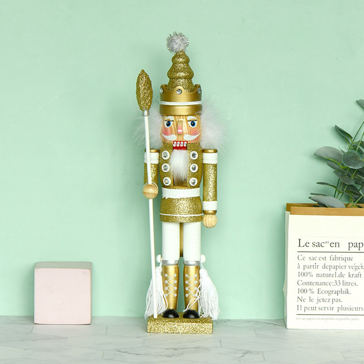 B84B-Wooden King Nutcracker Or - Nutcracker Figurine recension och pris