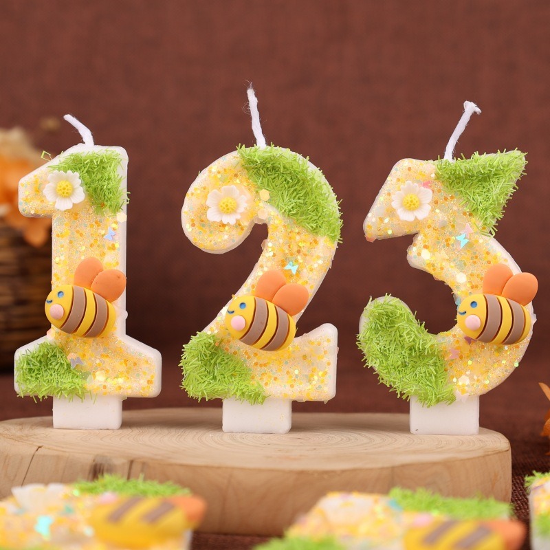 Bee Number Birthday Candles 0- - Holiday Candle Set recension och pris