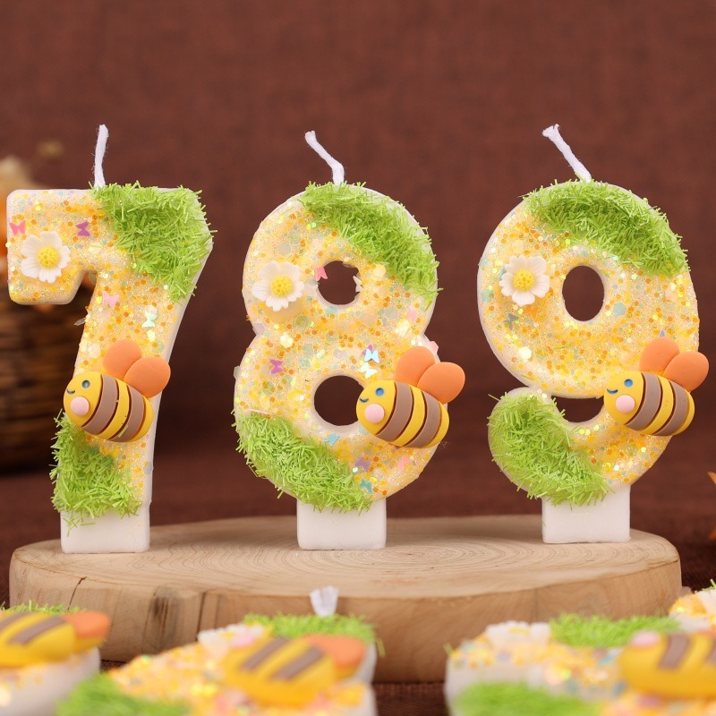 Bee Number Birthday Candles 0- - Holiday Candle Set recension och pris